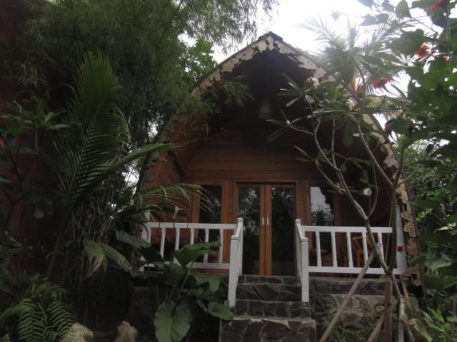 Bale Jukung Acomodação com café da manhã Tanjung  Exterior foto